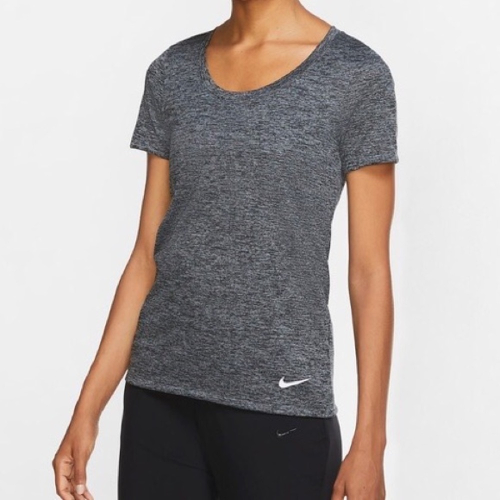 Nike Dry-Fit Women’s Gray Top